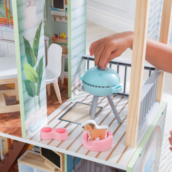 Hallie Dollhouse Hallie Dollhouse